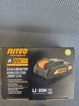 ZESTAW- Akumulator Li-Ion Niteo Tools 20 V 2,5 Ah + Ładowarka NITEO