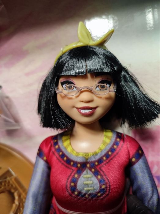 Лялька, оригінал від Disney