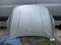 Maska volvo v40  2012 -2018 kolor 711