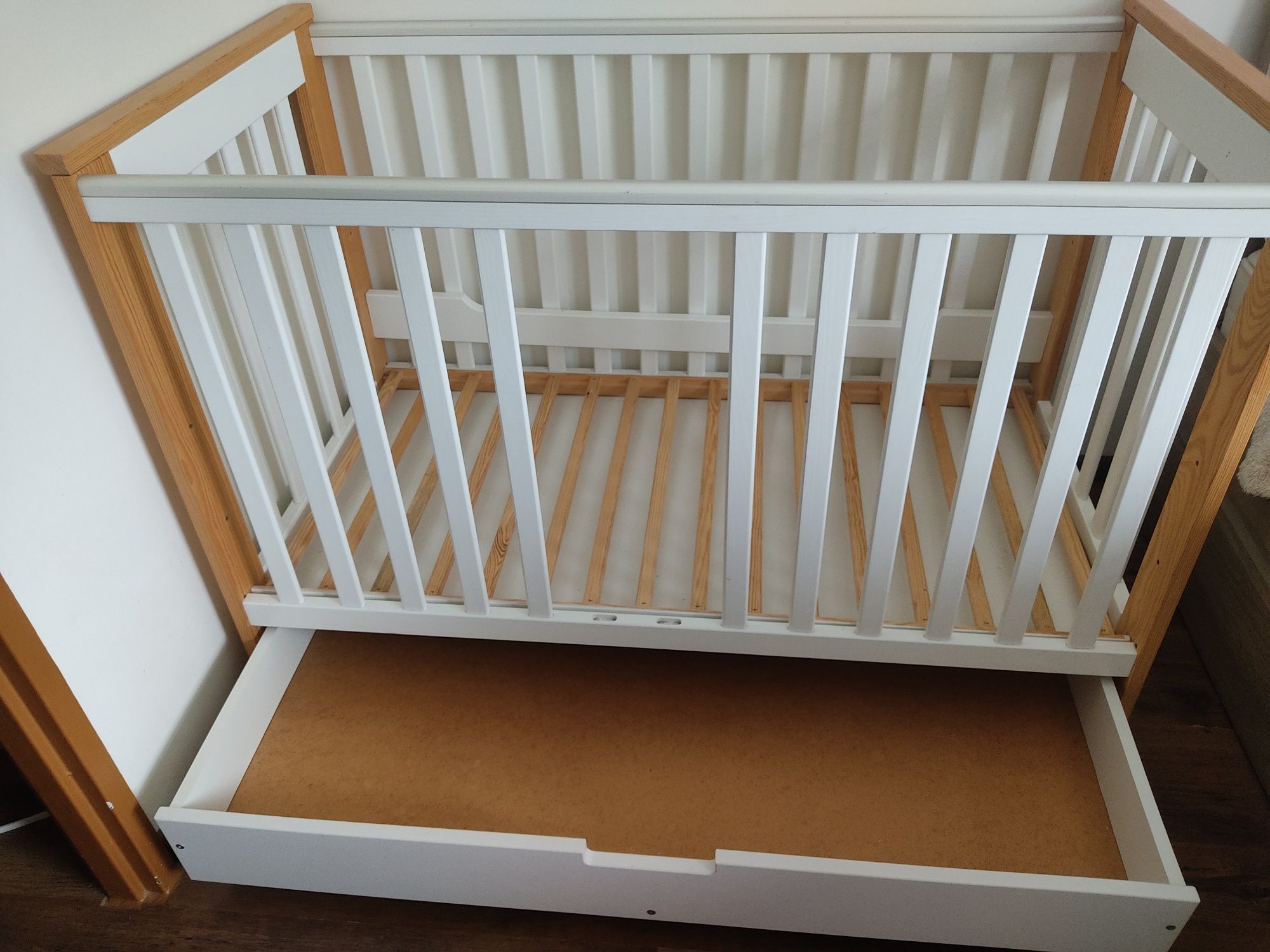 Łóżeczko Klupś Iwo 60x120 drewniane sosnowe
