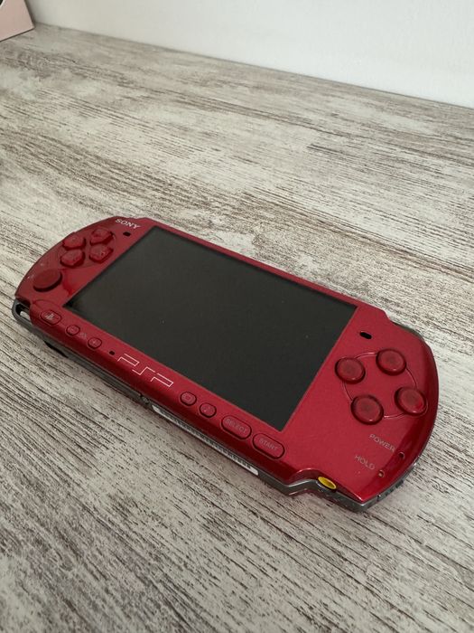 PSP Slim Lite 3004 Red edition