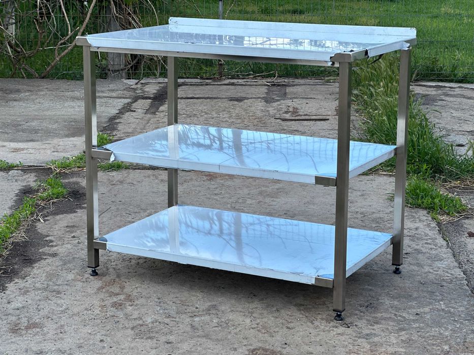 Меблі HORECA з нержавіючої сталі