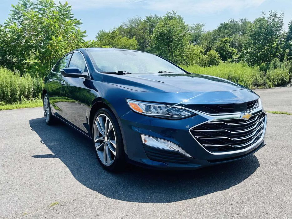 Chevrolet Malibu      2021