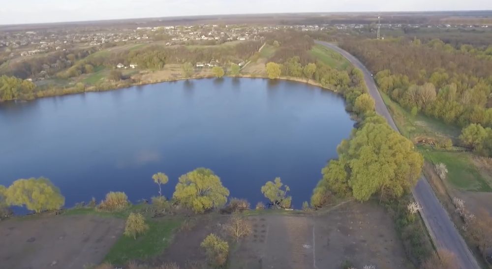 Земельний участок біля озера с.Кропивна Золотоніський р-н.