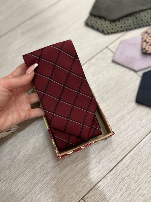 Галстук  мужской новые