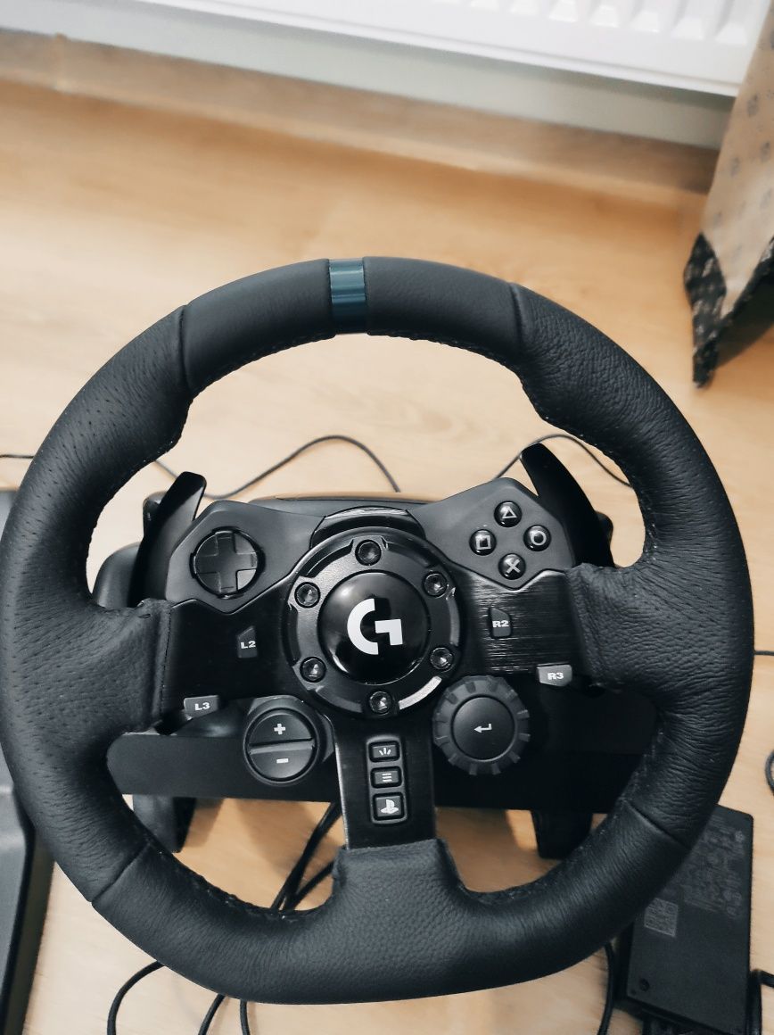 Руль Logitech G923