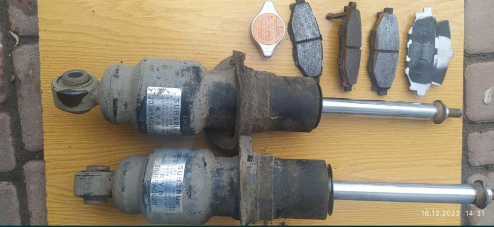 Запчастини. Субаро.