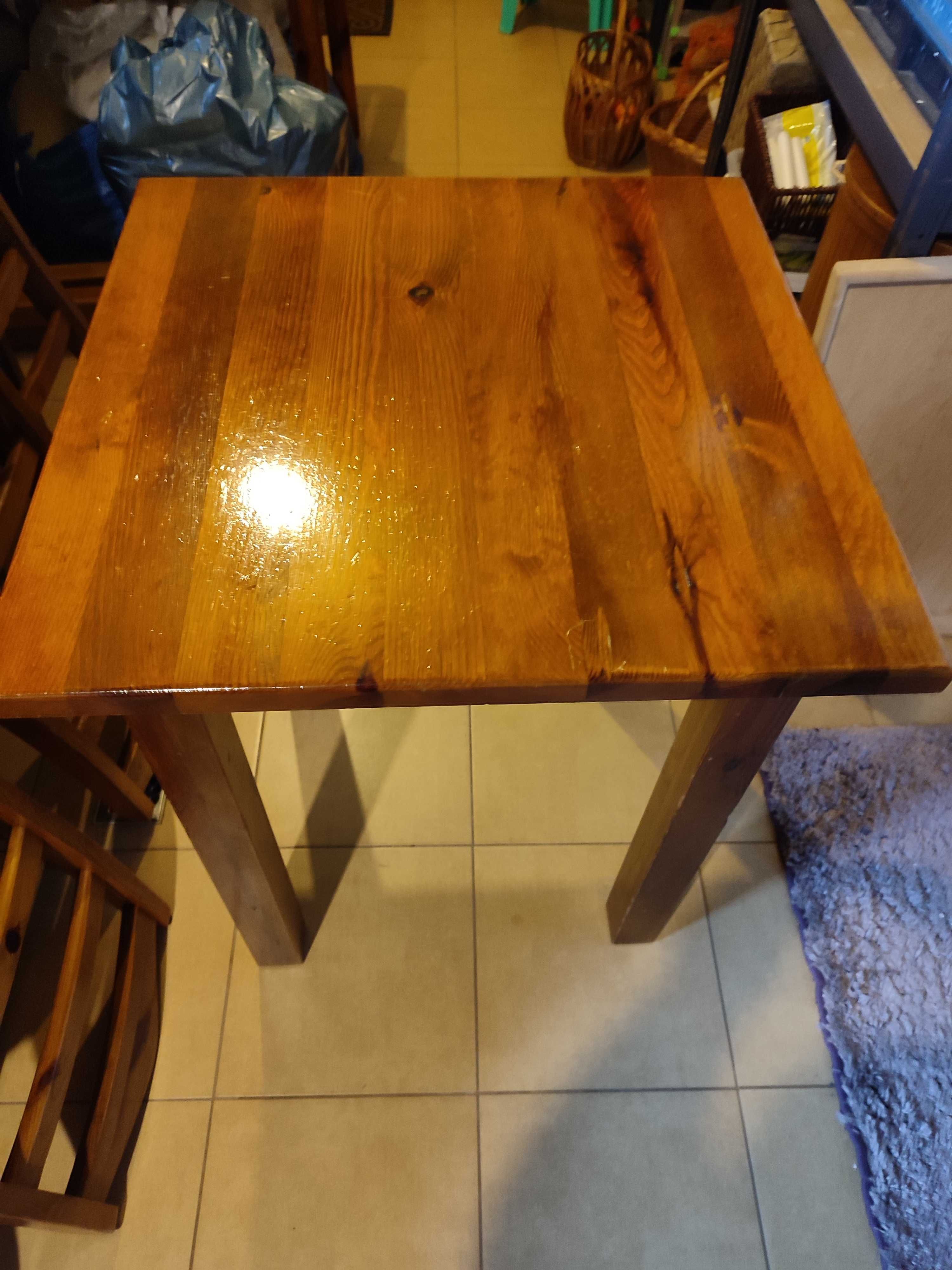 Drewniany stół 65X65 CM
