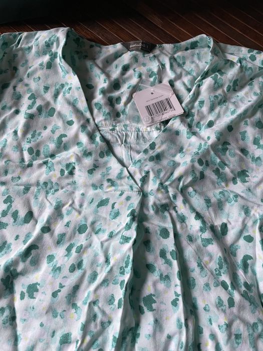 Blusa Nova com etiqueta MO