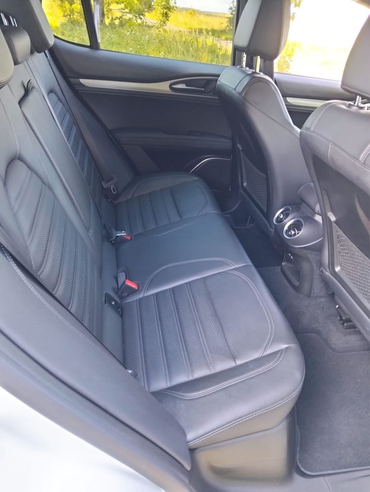 Sprzedam Alfa Romeo STELVIO 2.0 280KM TURBO Q4