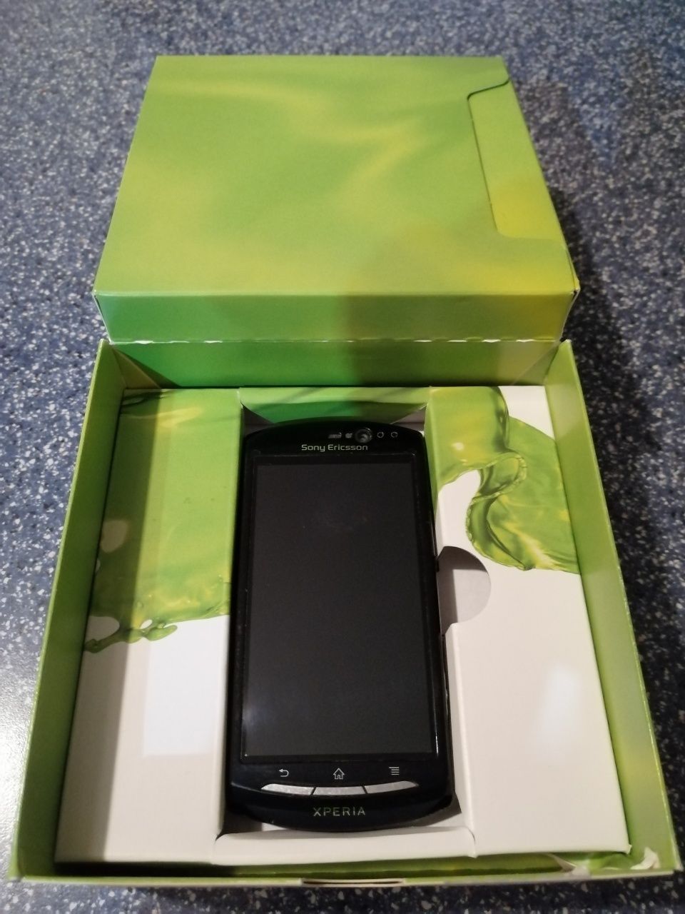 Smartfon Sony Xperia neo V