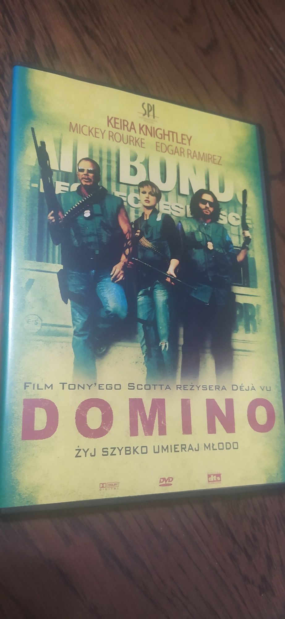 Domino film dvd polecam!