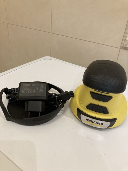 Скребок для снігу і льоду  Karcher EDI 4