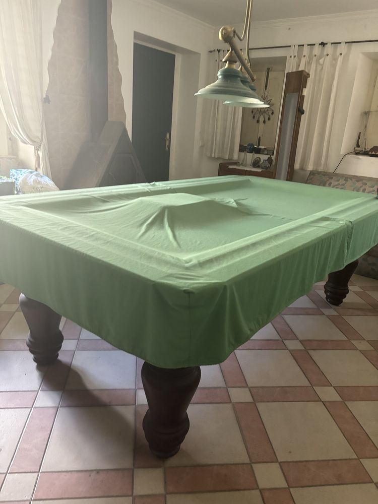 Vendo Mesa de Snooker e Bilhar como nova