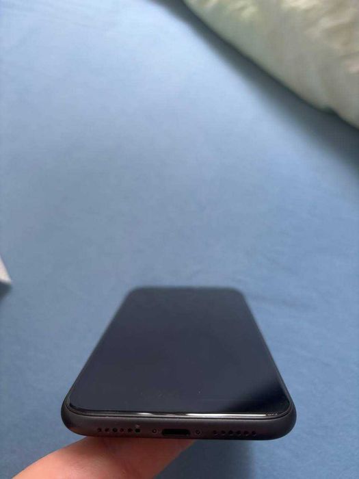 iPhone 11 | 64GB | Total Black | 76% kondycji