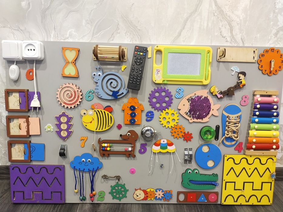 Бізіборт для хлопчика