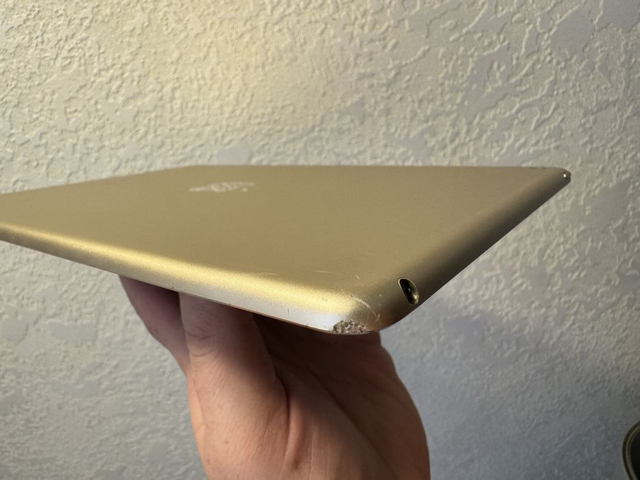 iPad Air 2 64Gb WiFi Gold A1566