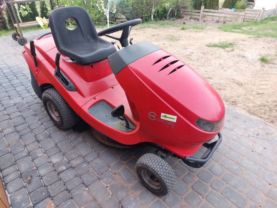 Kosiarka traktorek z koszem brigss stratton.