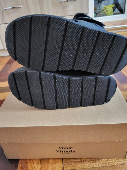 Зимние ботинки  на девочку