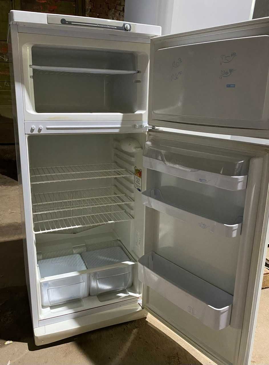 Холодильник Indesit ST145.028 ( 145 см) з Європи
