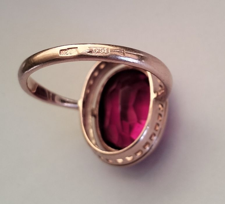Кольцо с рубином золото 583 пробы СССР