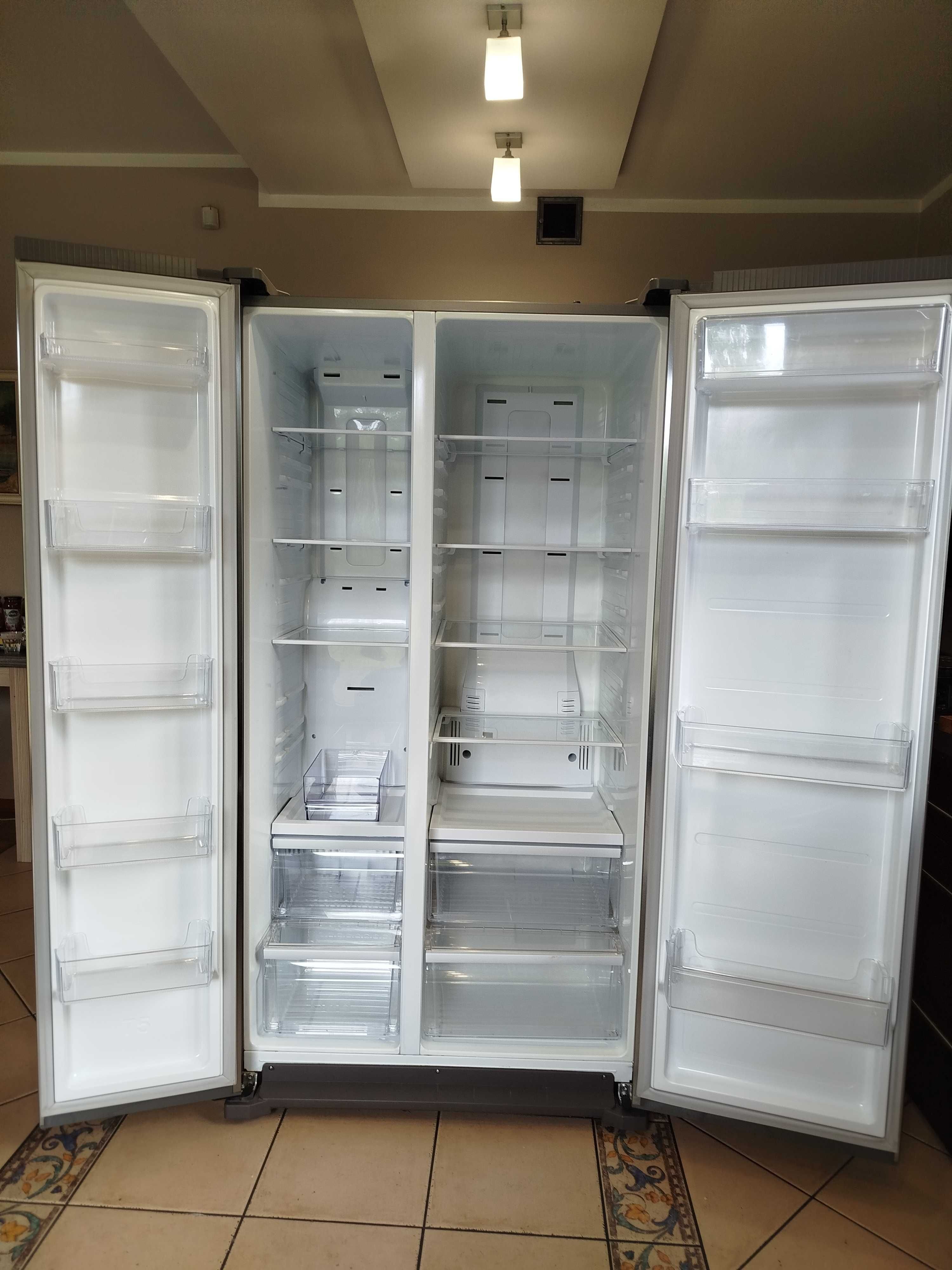 Lodówka Samsung side by side RS7528THCSL
