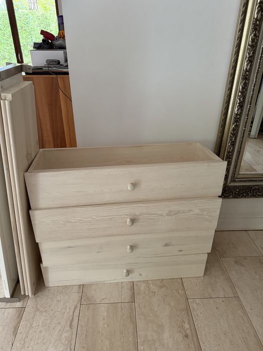 Duża drewniana szafa 220x118x40, solidna z polkami i szufladami
