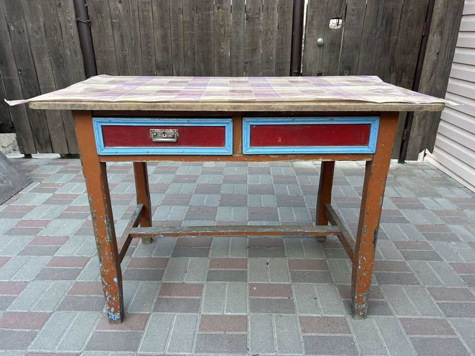 Продам стіл дубовий