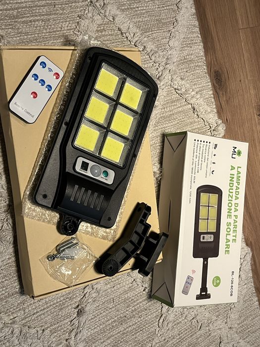 Lampa solarna uliczna, czujnik ruchu, pilot IP54