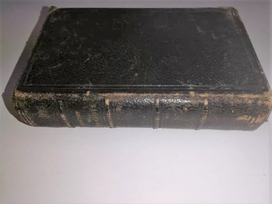 książka archiwalna -UNIKAT z 1861r. po francusku/imitation de Jesus Ch