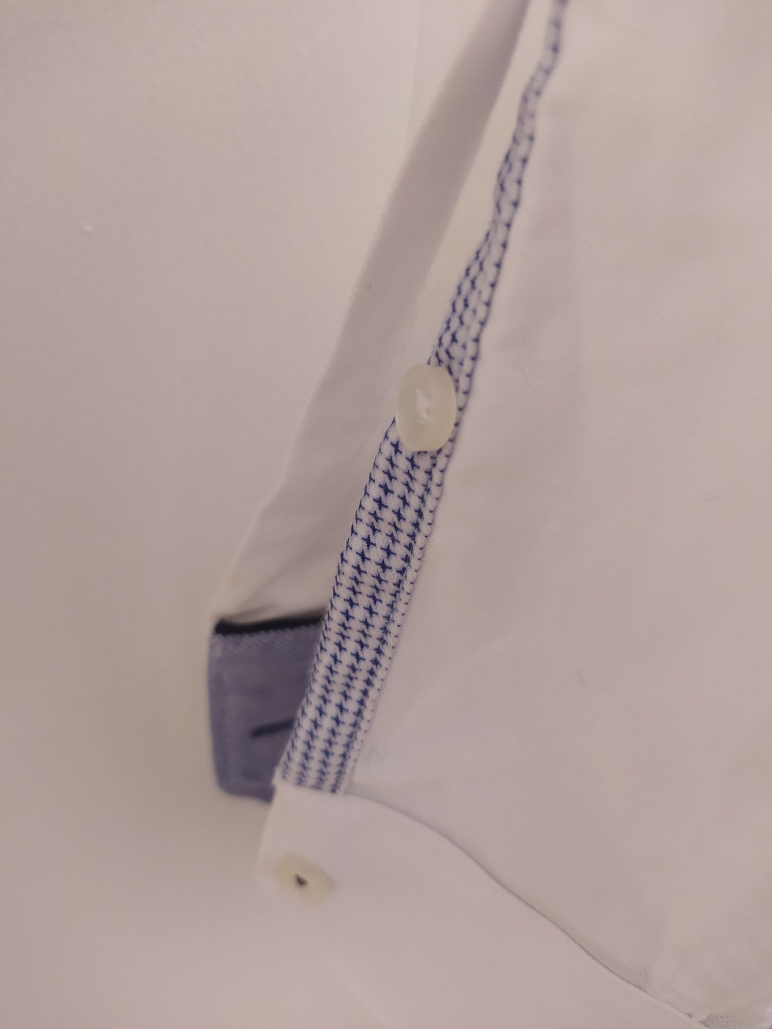 Camisa Zara tamanho M slim fit