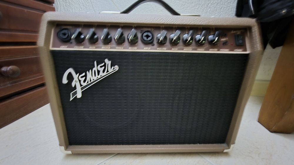 Amplificador Fender Acoustasonic 40
