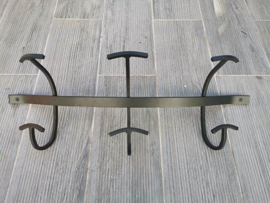 Bengaleiro de parede em ferro