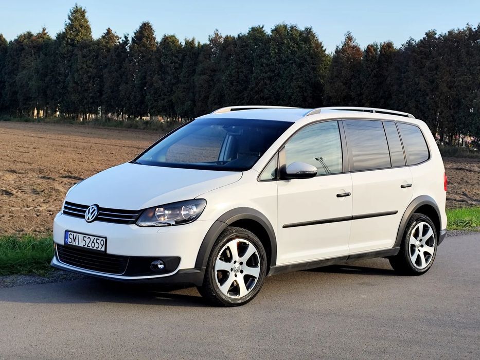 Volkswagen Touran CROSS 2.0 TDI 170KM DSG Alu 17' Tempomat Czujniki Zarejestrowany