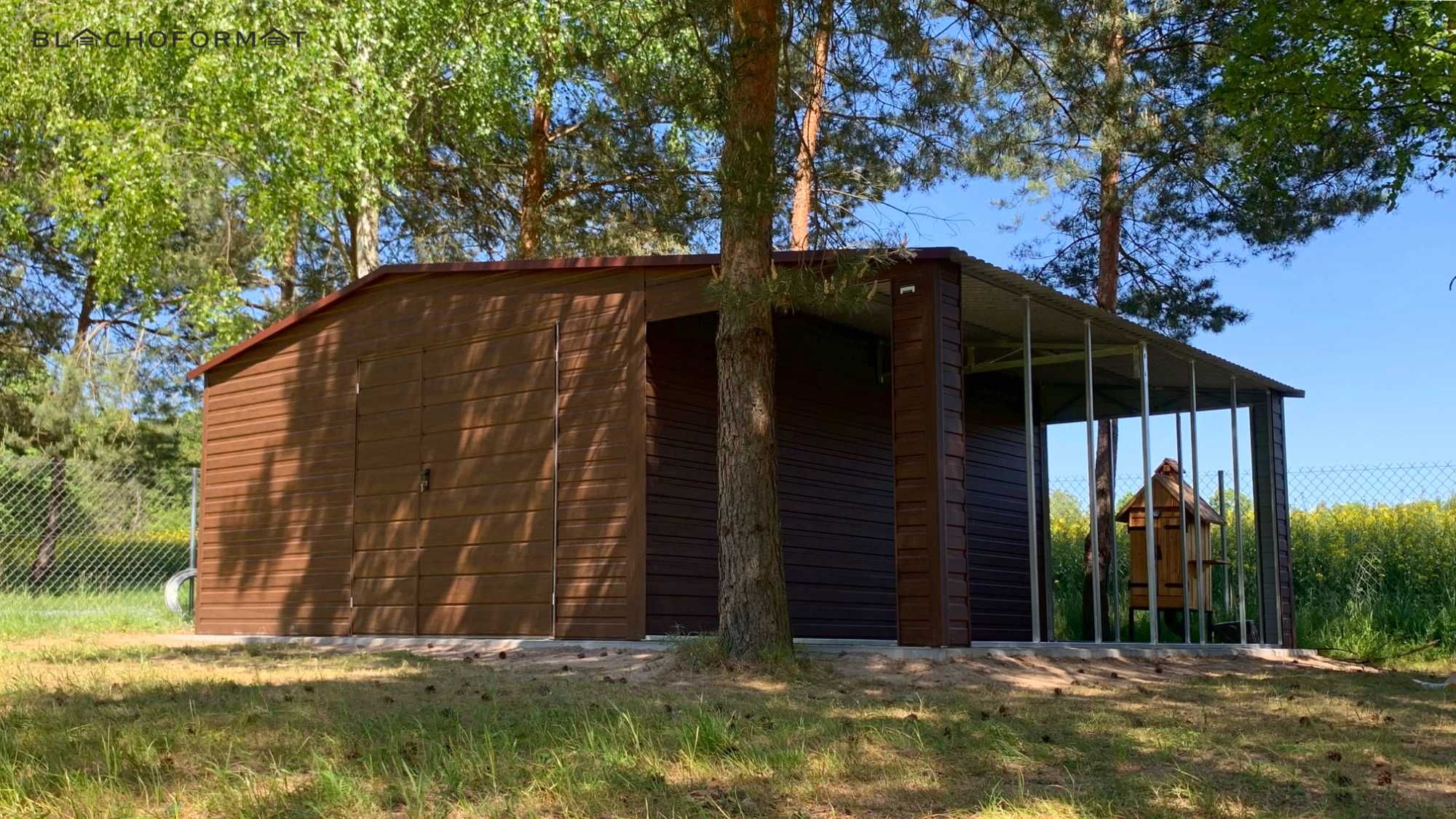 Garaż blaszany 5,5 x 3 z wnęką drewnopodobny konstrukcja ocynk