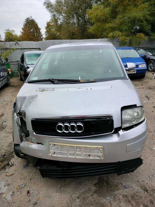 AUDI A2 1.4 benzyna 2003 na części