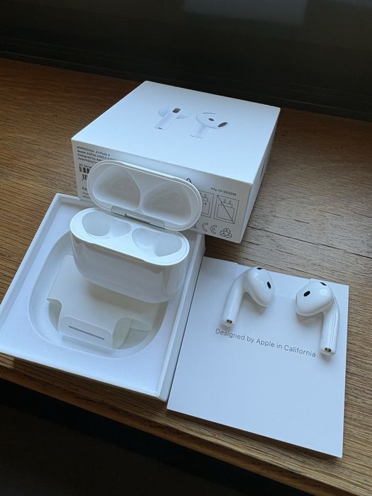 Airpods 4 c/fatura e garantia ate Maio 2028