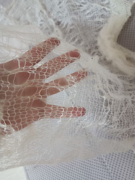 Ажурна пухова хустка «Павутинка» ручної роботи з 100% овечого пуху