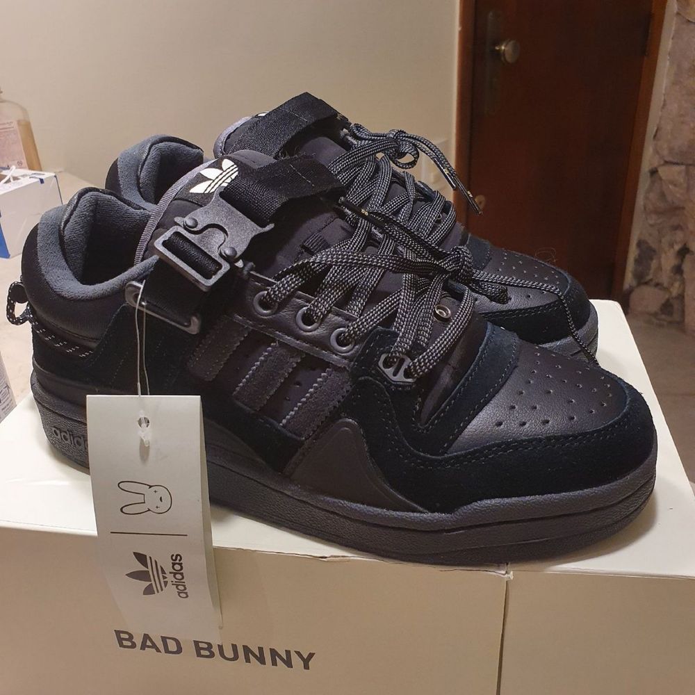 Оригинальные Adidas Bad Bunny x Forum Buckle Low 'Last Forum'