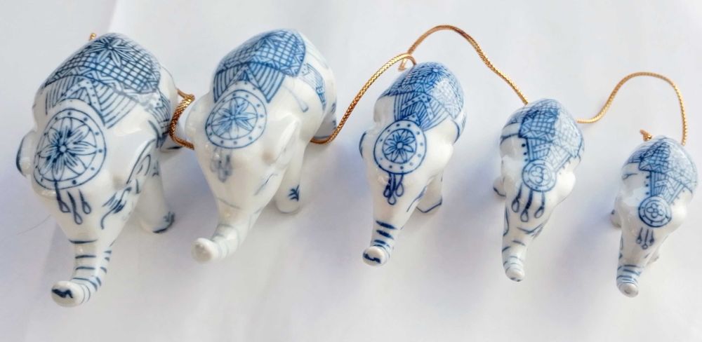 5 Elefantes em louça