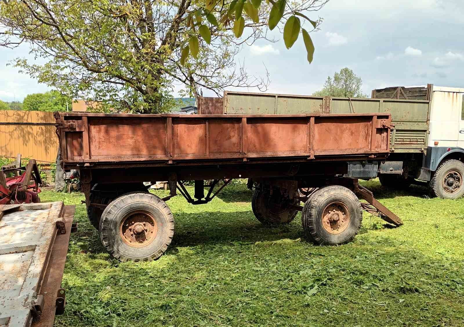 Продам прицеп  2ПТС4