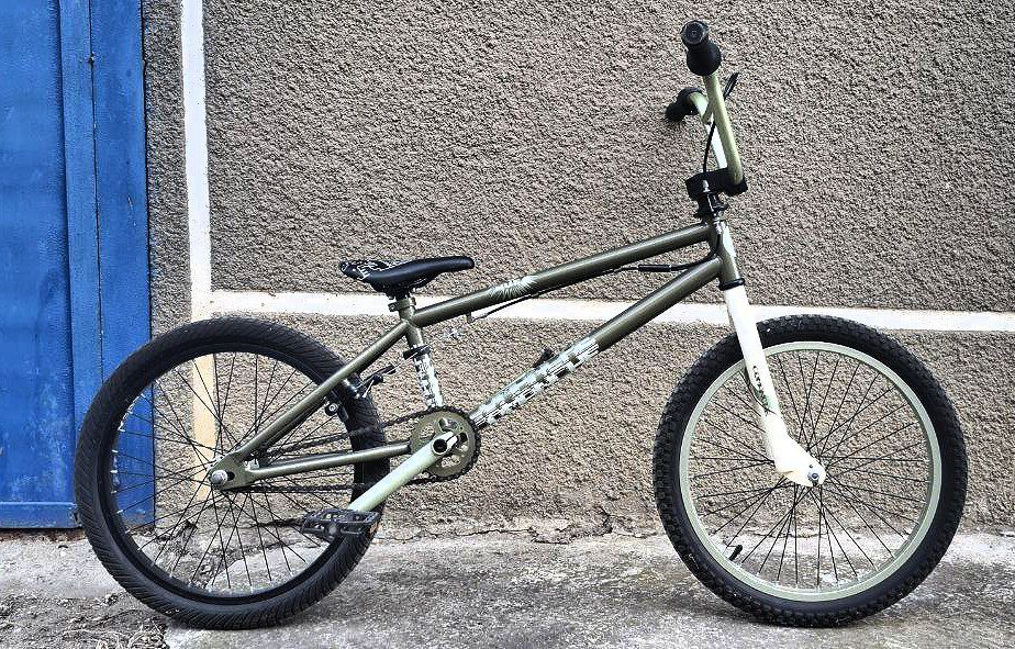 Трюковой велосипед BMX Comanche