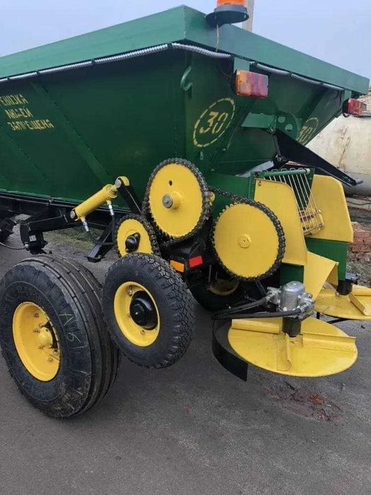 Розкидач мінеральних добрив РУМ-4 (МВУ-4). Від Заводу Виробника!