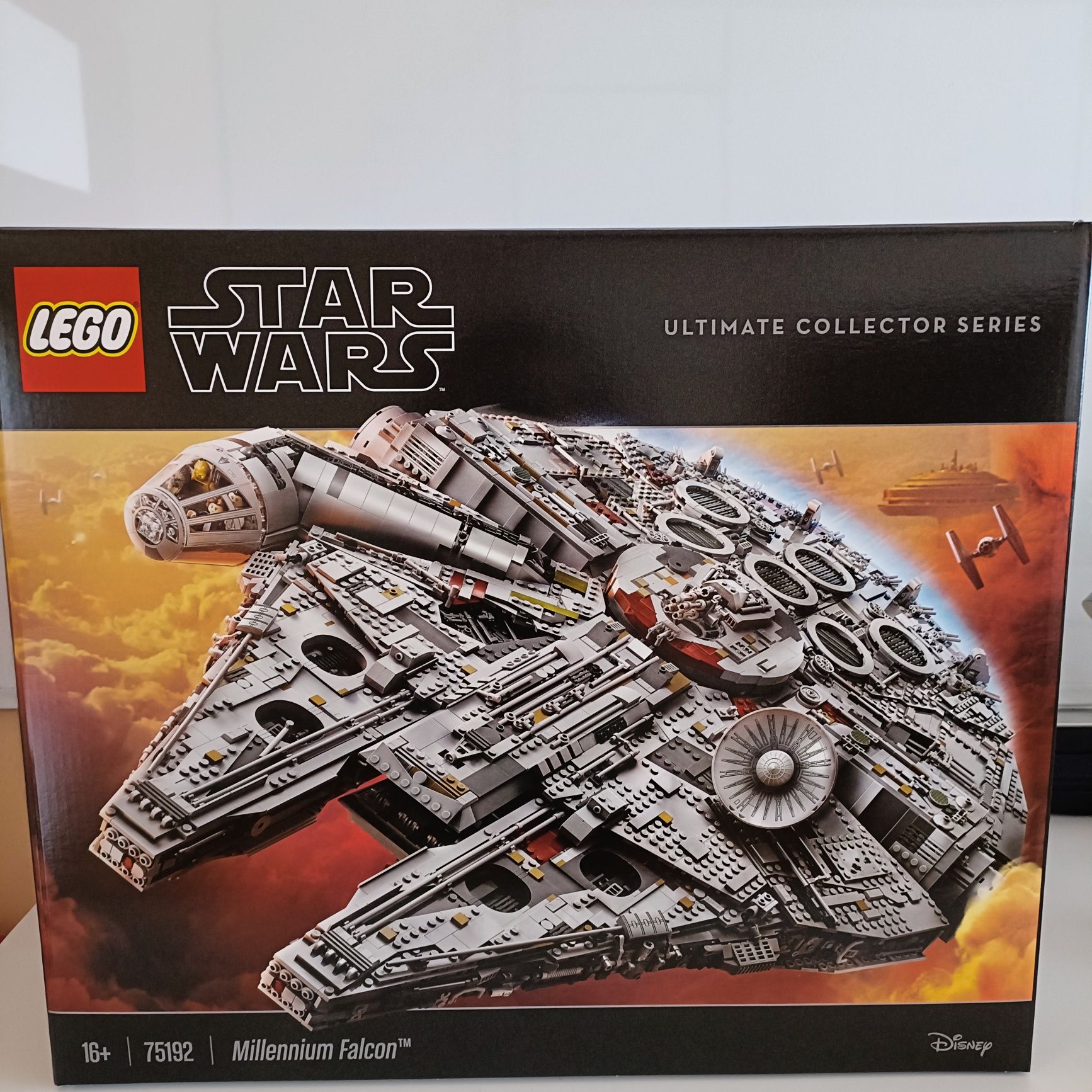 LEGO Star Wars 75192 Sokół Millennium NOWY