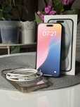 iPhone 15 Stan perfekcyjny - Pełen zestaw Etui, kabel, pudelko