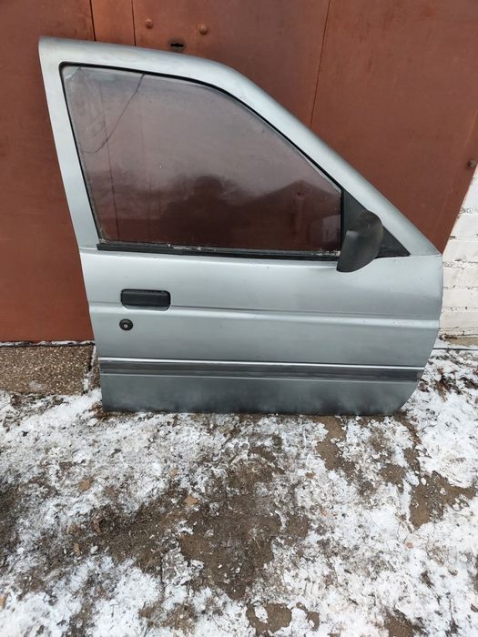 Деталі кузова Ford ESCORT 1.8D