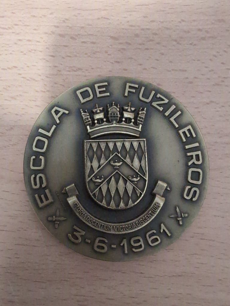 Medalha comemorativa marinha escola fuzileiros 1961