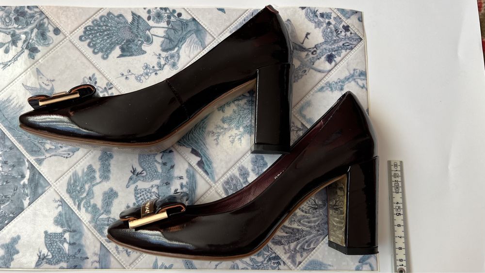 Buty damskie Louis Vuitton LV Roz 37 NIEUŻYWANE
