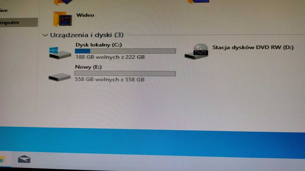 Komputer Fujitsu PRIMERGY TX1330 M3 32Gb RAM + Monitor Gratis
