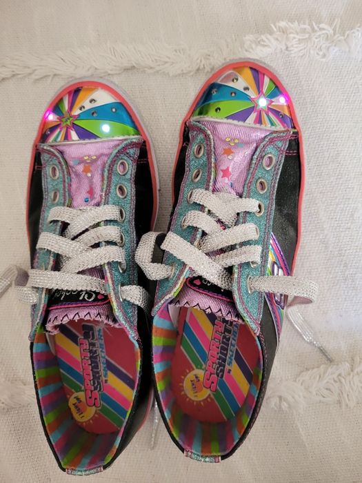 Świecące trampki Skechers rozm.37